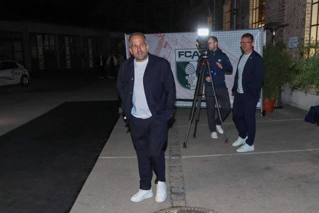 Head coach Manuel Baum FC Augsburg at the location, FC Augsburg end of season party, Football, 1 Bundesliga, 34 Matchday, 16 05 2026 DFL DFB regulations prohibit any use of photographs as image sequences and or quasi video Augsburg Bayern Germany Copyright: xkolbert-press ChristianxKolbertx