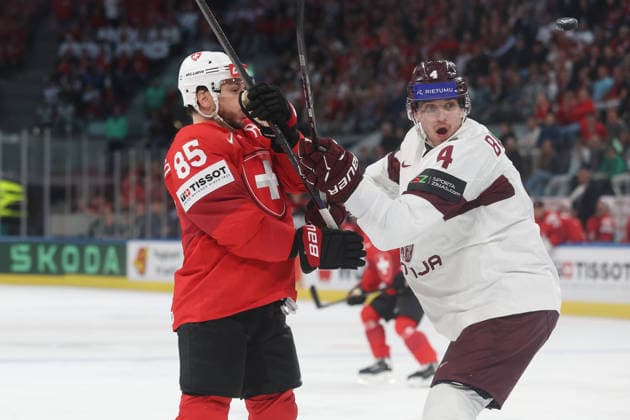 Ice Hockey World Championship 2026 SUI LAT Sven Andrighetto vs Kristofers Bindulis 16 05 2026 Swiss Life Arena Zuerich , SWITZERLAND, Men IIHF Ice Hockey World Championship Zurich 2026 Group Switzerland Latvia Sven Andrighetto li,Switzerland vs Kristofers Bindulis Latvia