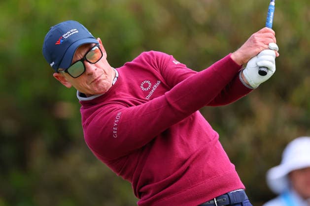 NEWTON SQUARE, PA - MAY 15: Luke Donald of England tees off at the first tee during Round two of the 2026 PGA, Golf Herren Championship on May 15, 2026 at Aronimink Golf Club in Newtown Square, Pennsylvania. (Photo by Rich Graessle Icon Sportswire) GOLF: MAY 15 PGA PGA Championship EDITORIAL USE ONLY Icon260515258942