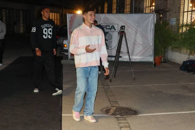 Mert Koemuer 36 FC Augsburg arrives at the location, FC Augsburg end of season party, Football, 1 Bundesliga, 34 Matchday, 16 05 2026 DFL DFB regulations prohibit any use of photographs as image sequences and or quasi video Augsburg Bayern Germany Copyright: xkolbert-press ChristianxKolbertx