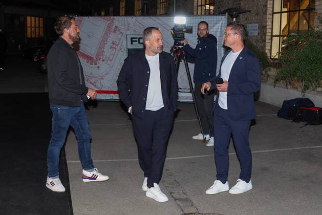 Co-coach Alexander Frankenberger FC AUgsburg and head coach Manuel Baum FC Augsburg arrive at the location, press spokesman Dominik Schmitz FC Augsburg , FC Augsburg end of season party, football, 1 Bundesliga, 34 Matchday, 16 05 2026 DFL DFB regulations prohibit any use of photographs as image sequences and or quasi video Augsburg Bayern Germany Copyright: xkolbert-press ChristianxKolbertx