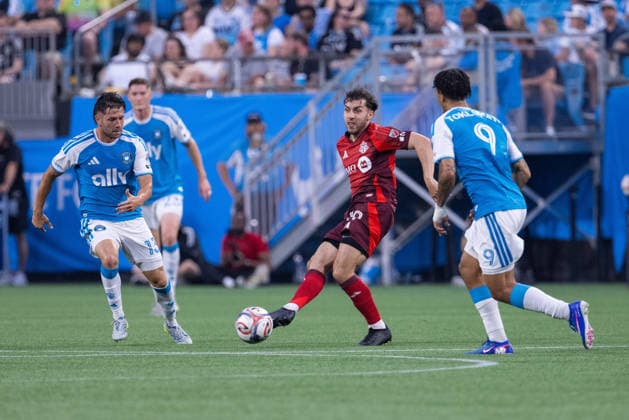 May 16, 2026: Toronto FC defender Kobe Franklin (19) passes the ball away during the first half of the Major League Soccer match up at Bank of America Stadium in Charlotte, NC. ( CSM) MLS, Fussball Herren, USA 2026: Toronto FC At Charlotte FC May 16  - ZUMAc04_ 20260516_zma_c04_028 Copyright: xScottxKinserx