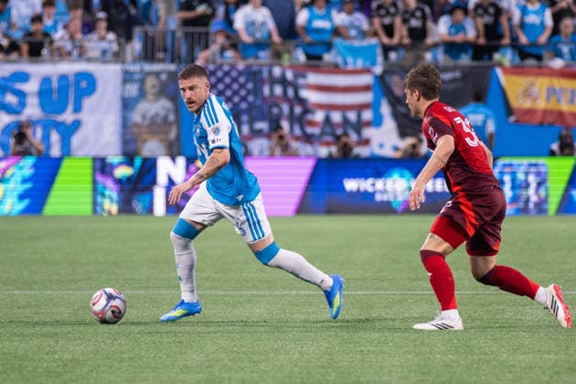 May 16, 2026: Charlotte FC midfielder Pep Biel (16) pushes upfield against Toronto FC defender Jackson Gilman (38) during the first half of the Major League Soccer match up at Bank of America Stadium in Charlotte, NC. ( CSM) Charlotte United States - ZUMAc04_ 20260516_zma_c04_039 Copyright: xScottxKinserx