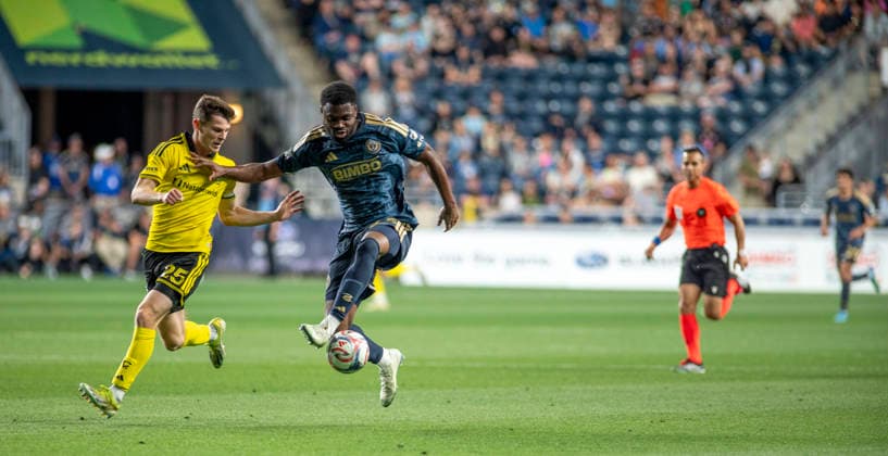 May 16, 2026, Philadelphia, Pennsylvania, United States: Columbus CrewÃ¢â‚¬â ¢s SEAN ZAWADZKI (25) in action against the Philadelphia UnionÃ¢â‚¬â ¢s EZEKIEL ALLADOH (23) during the match at Subaru Park in Chester PA Philadelphia United States - ZUMArf1_ 20260516_zaf_rf1_014 Copyright: xRickyxFitchettx