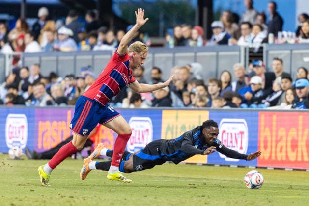 SAN JOSE, CA - MAY 16: Jamar Ricketts 2 of the San Jose Earthquakes falls to the ground after contact with Herman Johansson 14 of FC Dallas during a match on May 16, 2026 at PayPal Park in San Jose, CA. (Photo by Matthew Huang Icon Sportswire) SOCCER: MAY 16 MLS, Fussball Herren, USA San Jose Earthquakes vs FC Dallas EDITORIAL USE ONLY Icon260516010