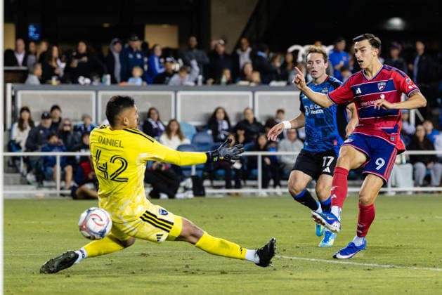 Football, MLS, San Jose Earthquakes - FC Dallas