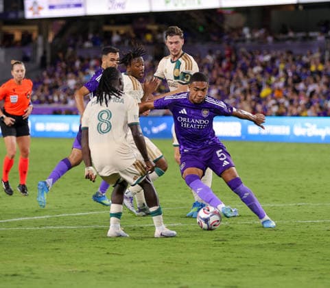 May 16, 2026, U.S.: Orlando City SC midfielder LUIS OToÃ‚ÂVIO (5) handles the ball through defenders during a match against Atlanta United. The Orlando City Soccer Club hosted Atlanta United at Inter&Co Stadium in Orlando, FL. U.S. - ZUMAm299 20260516_znp_m299_033 Copyright: xTaylorxMcFeex