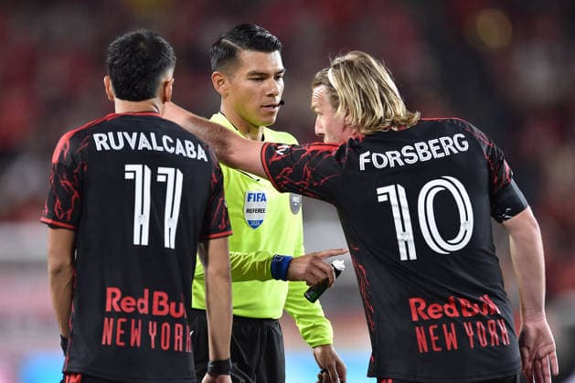 May 16, 2026, Harrison, New Jersey, USA: New York Red Bulls midfielder EMIL FORSBERG (10) and New York Red Bulls forward JORGE RUVALCABA (11) argue with the rerferre at Sports Illustrated Stadium in Harrison New Jersey New York City FC draws with New York Red Bulls 1 to 1 Harrison USA - ZUMAa301 20260516_aaf_a301_001 Copyright: xBrooksxVonxArxx