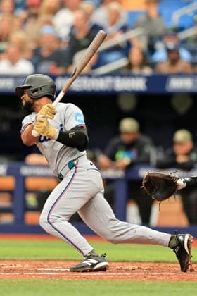 May 16, 2026, St. Petersburg, Florida, USA: Miami Marlins shortstop Otto Lopez (6) grounds out to Tampa Bay Rays second baseman Richie Palacios (1) during an MLB, Baseball Herren, USA game on May 16, 2026 at Tropicana Field. The Marlins beat the Rays 10-5 in 10 innings. MLB 2026: Rays 5:10 Marlins  - ZUMAh180 20260516_zsp_h180_036 Copyright: xKimxHukarix