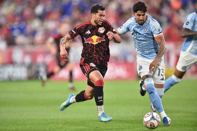May 16, 2026, Harrison, New Jersey, USA: New York Red Bulls forward CADE COWELL (7) in action at Sports Illustrated Stadium in Harrison New Jersey New York City FC draws with New York Red Bulls 1 to 1 Harrison USA - ZUMAa301 20260516_aaf_a301_023 Copyright: xBrooksxVonxArxx