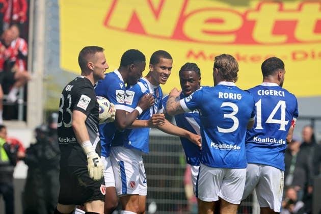 Awortwie-Grant Nyamekye . Jahn Regensburg-Energie Cottbus , Fußball , 3.Liga , in dem JahnStadion, in Regensburg , Bayern , Deutschland. Mai 16 , 2026 . Photo by: Davide Elias IPA Photo Pressefoto DENL Copyright: xDavidexEliasx