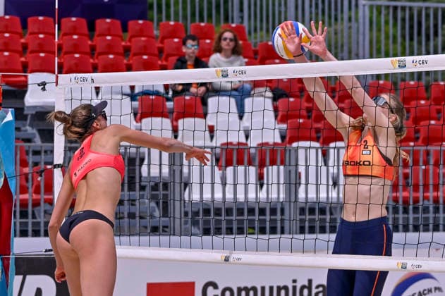 May 17, 2026, Madrid, Madrid, Spain: TANIA MORENO MATVEEVA of Spain and TRIJNTJE VEERBEEK of Belgium during the men s preliminary round match (Pool A) between the German national team, Nationalteam and the Spanish national team, held at the Beach Pro Tour Futures Madrid 2026 at the Parque Deportivo Puerta de Hierro on May 15, 2026, in Madrid, Spain. Beach Pro Tour Futures Madrid 2026 (Men s) - 15.08.26  - ZUMAc312 20260517_zsp_c312_019 Copyright: xOscarxManuelxSanchezx