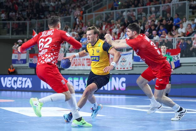 Croatia v Sweden: Internation Friendly Handball Match Jonathan Carlsbogard of Sweden in action during the International Friendly, Länderspiel, Nationalmannschaft handball match between Croatia and Sweden at Arena Varazdin on May 16, 2026.  SanjinxStrukic PIXSELL