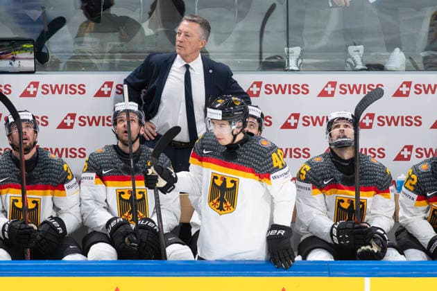 Ice hockey, national coach Harold Kreis sacked, archive pictures
