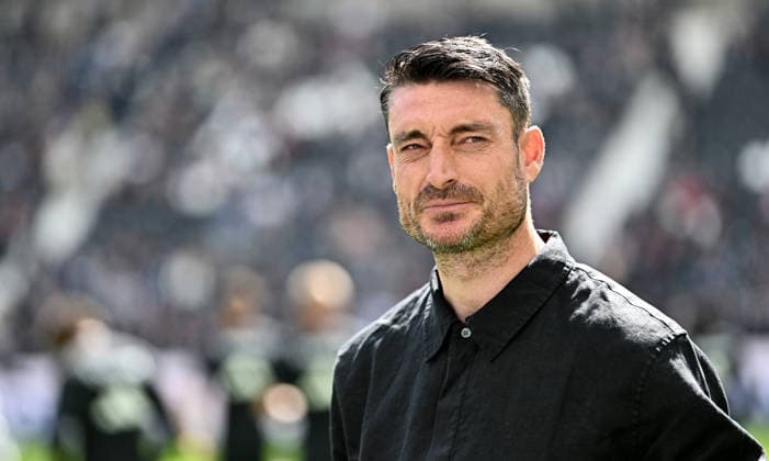 16 05 2026, xfux, Soccer 1 Bundesliga, Eintracht Frankfurt VfB Stuttgart v l Coach Albert Riera Eintracht Frankfurt DFL DFB REGULATIONS PROHIBIT ANY USE OF PHOTOGRAPHS as IMAGE SEQUENCES and or QUASI VIDEO Frankfurt am Main