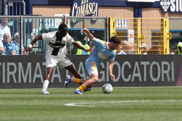 ComoÕs ComoÕs Martin Baturina during the Serie A soccer match between Como and Parma at the Giuseppe Sinigaglia stadium in Como, north Italy - May 17, 2026 - Soccer.  Copyright: xAntonioxSaiai LaPressex