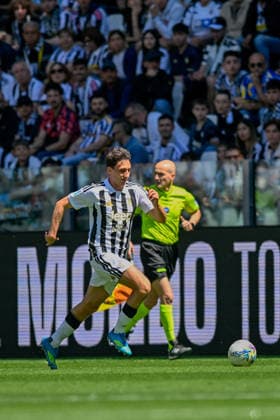 Juventus Andrea Cambiaso in action during the Serie A soccer match between Juventus and Fiorentina at the Allianz Stadium in Turin, Italy - Sunday, May 17, 2026. - Soccer .  Copyright: xTanoxPecoraro LaPressex