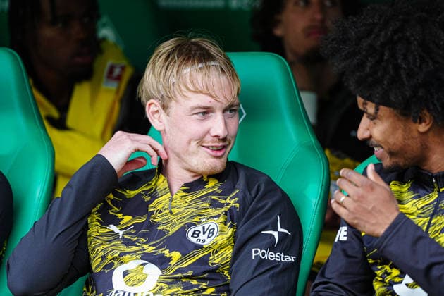 Julian Brandt Borussia Dortmund, 10 GER, SV Werder Bremen vs Borussia Dortmund, Football, Bundesliga, Matchday 30, Season 2025 2026, 16 05 2026 DFL REGULATES PROHIBIT ANY USE OF PHOTOGRAPHS AS IMAGE SEQUENCES AND OR QUASI VIDEO GER, SV Werder Bremen vs Borussia Dortmund, Football, Bundesliga, Matchday 30, Season 2025 2026, 16 05 2026 Bremen Copyright: xEibner-Pressefoto MarcelxvonxFehrnx EP_MFN