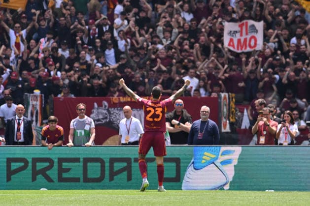 IPA84781905 - Gianluca Mancini of A.S. Roma celebrates after scoring the goal of 1-0 during the 37th day of the Serie A Championship between A.S. Roma and S.S. Lazio at the Olympic Stadium on May 17, 2026 in Rome, Italy.  Copyright: xDomenicoxCippitelli IPAxSportx xx 84781905