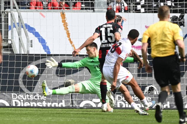 Nikolas NARTEY S scores the goal to 0 2, against goalkeeper Michael ZETTERER F Football 1 Bundesliga season 2025 2026, 34 Spieltag, Spieltag34, matchday34, Eintracht Frankfurt F VfB Stuttgart S on 16 05 2026 Deutsche Bank Park Frankfurt DFL regulations prohibit any use of photographs as image sequences and or quasi video Â