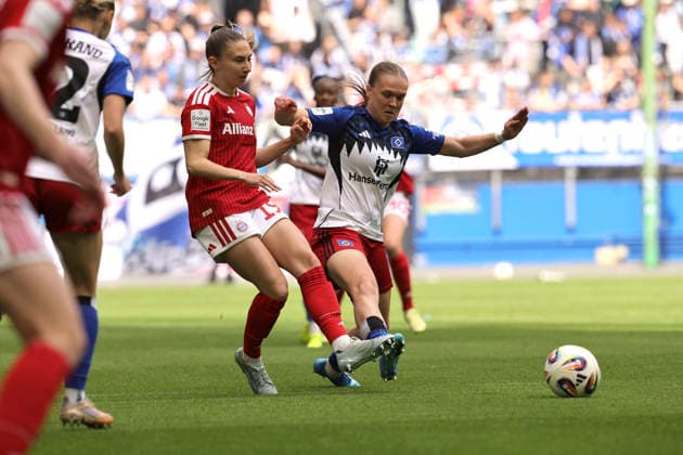 Photo Goal kick by Katharina Naschenweng FC Bayern Fussball Pixel Bundesliga der Frauen 26 Spieltag am So 17 05 2026 Hamburger SV FC Bayern München