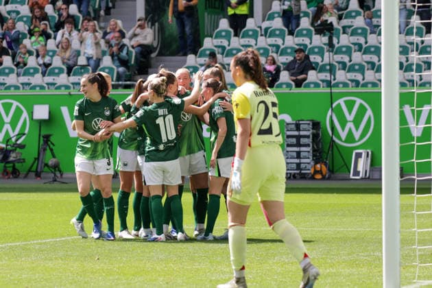 17 05 2026, xgrfx, Soccer Google Pixel Women Bundesliga, VfL Wolfsburg 1 FC Nürnberg v l Goal, Alexandra Popp to 1 0 VfL Wolfsburg DFL DFB REGULATIONS PROHIBIT ANY USE OF PHOTOGRAPHS as IMAGE SEQUENCES and or QUASI VIDEO Wolfsburg