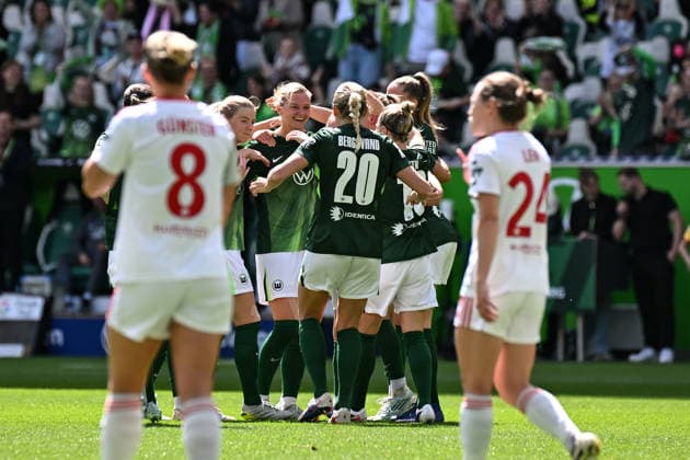 Soccer I Women I Season 2025 2026 I Bundesliga I Matchday 26 I VfL Wolfsburg 1 FC Nürnberg I 17 05 2026 Goal celebration Alexandra Popp 11, VfL Wolfsburg cheers with her team after her goal for 2 0, farewell match Wolfsburg Volkswagen Arena Niedersachsen Germany Copyright: xLobeca InesxHähnelx