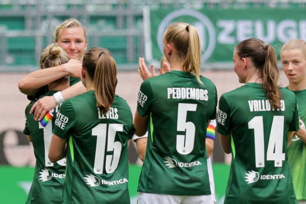 17 05 2026, xgrfx, Soccer Google Pixel Women Bundesliga, VfL Wolfsburg 1 FC Nürnberg v l Substitution, Alexandra Popp VfL Wolfsburg DFL DFB REGULATIONS PROHIBIT ANY USE OF PHOTOGRAPHS as IMAGE SEQUENCES and or QUASI VIDEO Wolfsburg