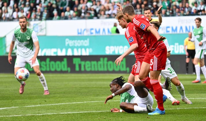 17 05 2026 Soccer Season 2025 2026 2 Soccer Bundesliga 34 Matchday SpVgg Greuther Fürth Kleeblatt Fortuna Düsseldorf Sportfoto Zink xwoxzix DFL regulations prohibit any use of photographs as image sequences and or quasi video only for editorial use Noel Futkeu 9, SpVgg Greuther Fürth Tim Oberdorf 15, Fortuna Düsseldorf F95
