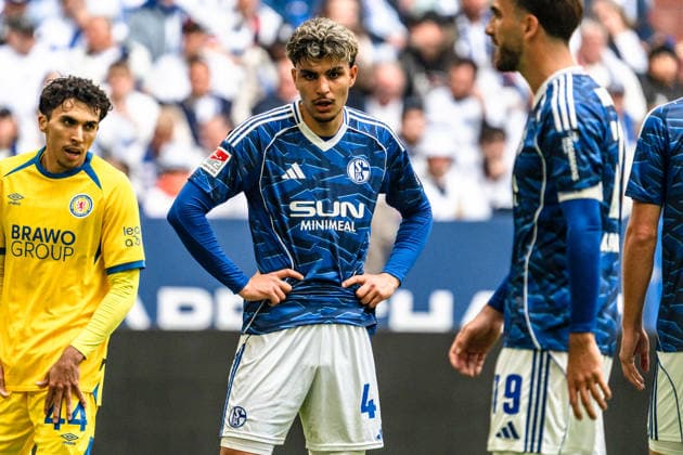 Germany 2 Bundesliga 2025 2026, 34 Matchday FC Schalke 04 vs Eintracht Braunschweig 17 05 2026 Veltins Arena Gelsenkirchen, North Rhine-Westphalia Mertcan Ayhan Schalke 04, 43 Copyright: xCelinaxLeiersx