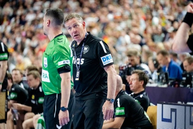 Dortmund 17 05 2026, Handball, Men, International match, Germany Denmark Alfred Gislason Germany emotional with the referee