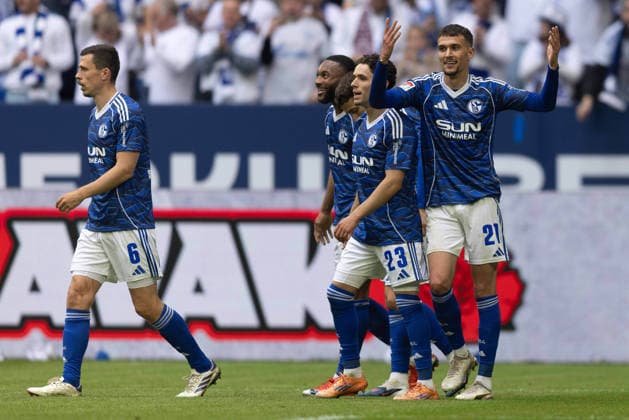 Soccer 2 Bundesliga 34 Matchday FC Schalke 04 Eintracht Braunschweig on 17 05 2026 at the Veltins Arena in Gelsenkirchen Goal celebration to 1 0 by Adil Aouchiche Schalke DFL regulations prohibit any use of photographs as image sequences and or quasi video xJRx