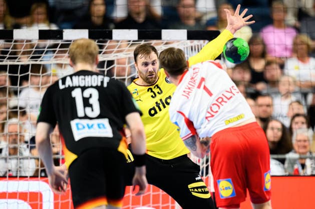 Koeln Handball Laenderspiel Deutschland Daenemark Torhueter Andreas Wolff Germany , Daenemarks Emil Jakobsen Koeln Lanxess Arena Germany