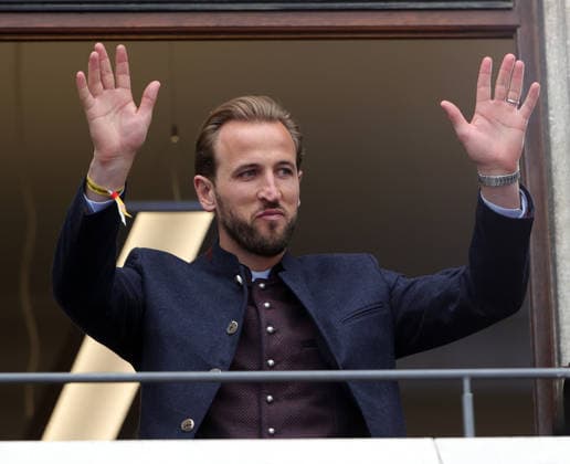 17 05 2026, Champion celebration at Munich City Hall, Marienplatz Muenchen, in the picture Harry Kane FC Bayern Muenchen