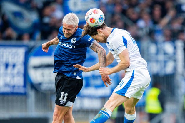 17 05 2026 Soccer, 2025 2026, 2 Bundesliga, Matchday 34, DSC Arminia Bielefeld Hertha BSC Berlin L R Joel Grodowski Bielefeld , Linus Gechter Berlin DFL REGULATIONS PROHIBIT ANY USE OF PHOTOGRAPHS AS IMAGE SEQUENCES AND OR QUASI VIDEO