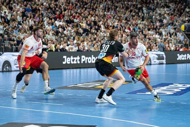 Mens Handball International Match, Germany Denmark May 17, 2026 Steven Plucnar Denmark, 69 , Tom Kiesler Germany Germany, 30 , Jacob Lassen Denmark, 39 , Mens Handball International Match, Germany Denmark May 17, 2026 Copyright: xBEAUTIFULxSPORTS Erlhofx