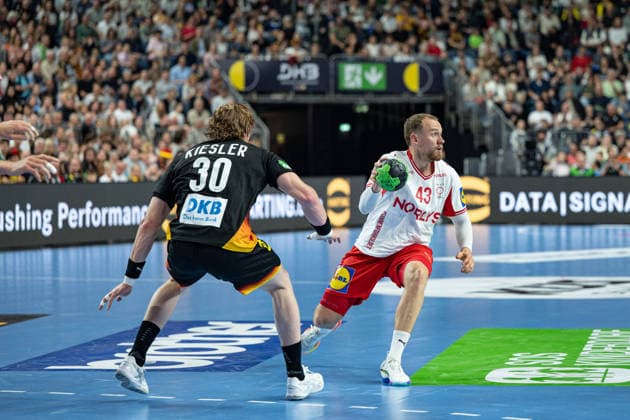 Mens Handball International Match, Germany Denmark May 17, 2026 Tom Kiesler Germany Germany, 30 , Simon Pytlick Denmark, 43 , Mens Handball International Match, Germany Denmark May 17, 2026 Copyright: xBEAUTIFULxSPORTS Erlhofx