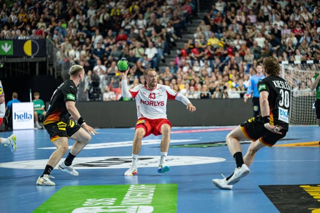 Mens Handball International Match, Germany Denmark May 17, 2026 Justus Fischer Germany Deutschland, 54 , Simon Pytlick Denmark, 43 , Tom Kiesler Germany Deutschland, 30 , Mens Handball International Match, Germany Denmark May 17, 2026 Copyright: xBEAUTIFULxSPORTS Erlhofx
