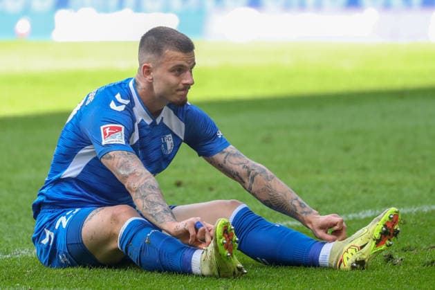 17 05 2026, xgox, Fußball 2 Bundesliga 1 FC Magdeburg 1 FC Kaiserslautern emspor, v l Mateusz Zukowski Magdeburg, 22 enttaeuscht, schaut enttaeuscht, niedergeschlagen, disappointed DFL DFB REGULATIONS PROHIBIT ANY USE OF PHOTOGRAPHS as IMAGE SEQUENCES and or QUASI VIDEO Magdeburg