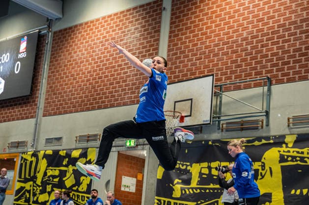 HSG Blomberg Lippe GER vs Borussia Dortmund GER Handball, 1 Handball Bundesliga Women, Final, Match 1, 17 5 2026, Season 2025 2026, Dortmund Ona Vegue HSG Blomberg Lippe, 14 in goal throw at Aufwearmen Dortmund Sporthalle Wellinghofen Germany