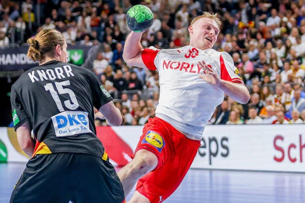 17 05 2026, xkwix, handball, international match, Germany Denmark , Lanxess Arena in Cologne Emil Bergholt Denmark 33 at goal throw and duel against Juri Knorr Germany 15 Photo xKamilxWilkowskixPressefotoKochx Nordrhein Westfalen Germany