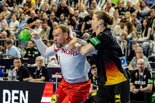Simon Bogetoft Pytlick Denmark, 43 vs Juri Knorr Germany, 15 GER, Germany GER vs Denmark DEN , handball, international, men, 2025 2026 season, 17 05 2026 GER, Germany GER vs Denmark DEN , handball, international, men, 2025 2026 season, 17 05 2026 Cologne Copyright: xEibner-Pressefoto GerhardxWingenderx EP_GWR