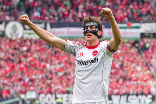 Germany Soccer 2 Bundesliga, Season 2025 26, Matchday 34, Hannover 96 vs 1 FC Nuremberg, 17 05 2026, Heinz von Heiden Arena Hannover, Lower Saxony Goal celebration to 2 2 by Mohamed Ali Zoma 1 FC Nuremberg, 23 Joy Cheering Emotions Fabio Gruber 1 FC Nuremberg, 4 Copyright: xLeonxFrickx