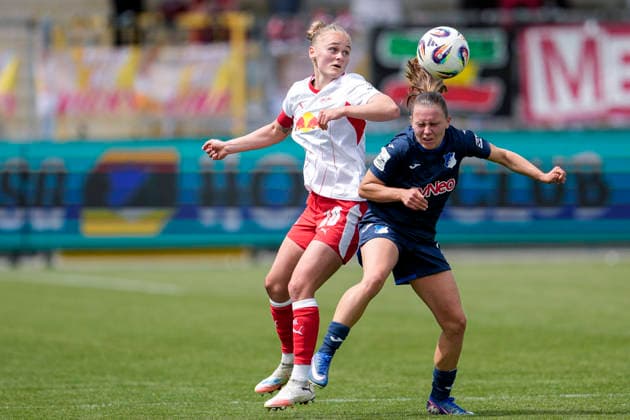 v li Victoria Krug RBL, 20 , Marie Steiner TSG, 19 , at header, header duel, game scene, duel in the air, action, action, 17 05 2026, Sinsheim Hoffenheim Germany , Football, Google Pixel Women Bundesliga, TSG 1899 Hoffenheim RB Leipzig, DFB DFL REGULATIONS PROHIBIT ANY USE OF PHOTOGRAPHS AS IMAGE SEQUENCES AND OR QUASI VIDEO xozx