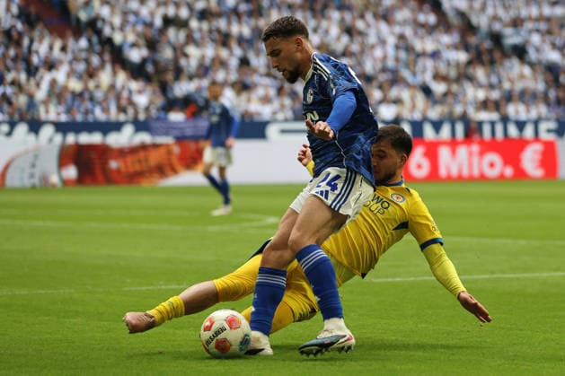 Adil Aouchiche FC Schalke 04 at the match of the 2 Bundesliga season 2025 26 FC Schalke 04 Eintracht Braunschweig Copyright Thomas Pakusch Copyright: Thomas Pakusch