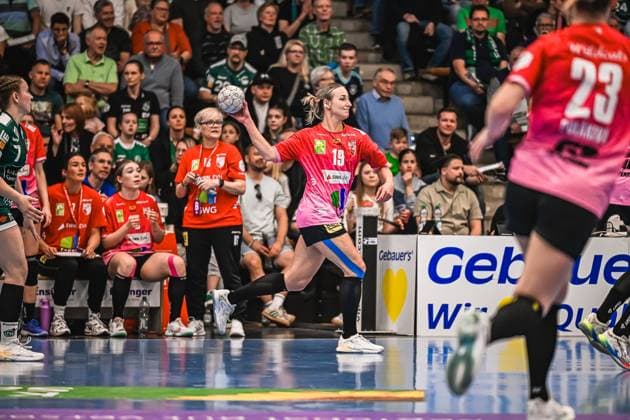 Scene with Lea Gruber 19 SV Halle Neustadt and Marie Polakova 23 SV Halle Neustadt Scene with Lea Gruber 19 SV Halle Neustadt and Marie Polakova 23 SV Halle Neustadt Copyright: xspeedshotx