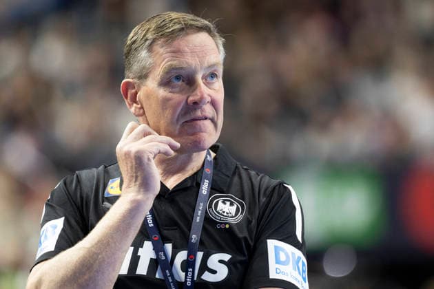 national coach Alfred GISLASON GER, mi thinking, pensive, concentrated, single picture, handball international match men Germany GER Denmark DEN , final score 29 31, on 17 05 2026 in Cologne L a n x e s s A r e n a Germany Â