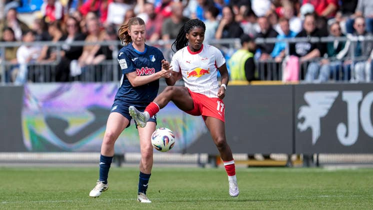 v li Lisa Doorn TSG, 14 , Delice Boboy RBL, 17 , duel, duel, tackle, tackling, dynamics, action, action, 17 05 2026, Sinsheim Hoffenheim Germany , football, Google Pixel Women Bundesliga, TSG 1899 Hoffenheim RB Leipzig, DFB DFL REGULATIONS PROHIBIT ANY USE OF PHOTOGRAPHS AS IMAGE SEQUENCES AND OR QUASI VIDEO xozx
