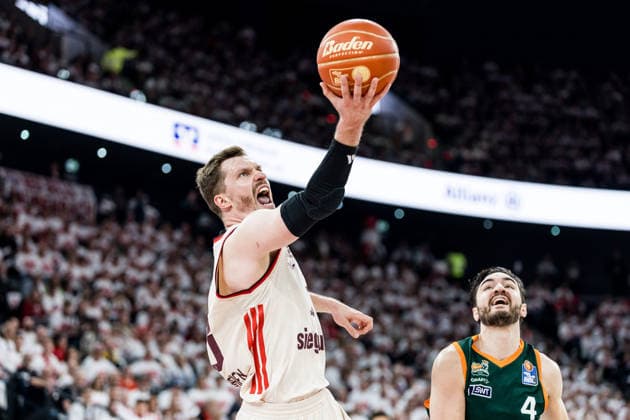 MUNICH, GERMANY - MAY 17: Andreas Andi Obst (FC Bayern Muenchen, 13) shoots the ball during the easyCredit Basketball Bundesliga Playoffs Quarterfinal Game 1 between FC Bayern Muenchen vs. Vet-Concept Gladiators Trier at SAP Garden on match 1 of the Playoffs Quarterfinals Best of Five of easyCredit Basketball Bundesliga on May 17, 2026 in Munich, Germany. Bavaria Germany Copyright: xSteffiexWunderlx