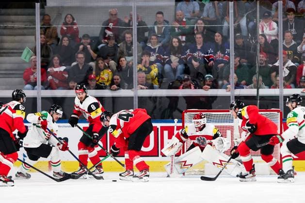 Ice hockey, Eishockey - IIHF WC 2026 ZURICH,SWITZERLAND,17.MAY.26 - ICE HOCKEY - IIHF Ice Hockey World Championship, WM, Weltmeisterschaft 2026, group stage, Austria vs Hungary. Image shows Bence Horvath (HUN), Gregor Biber (AUT) and Atte Tolvanen (AUT).  GEPAxpictures xMaticxKlansek